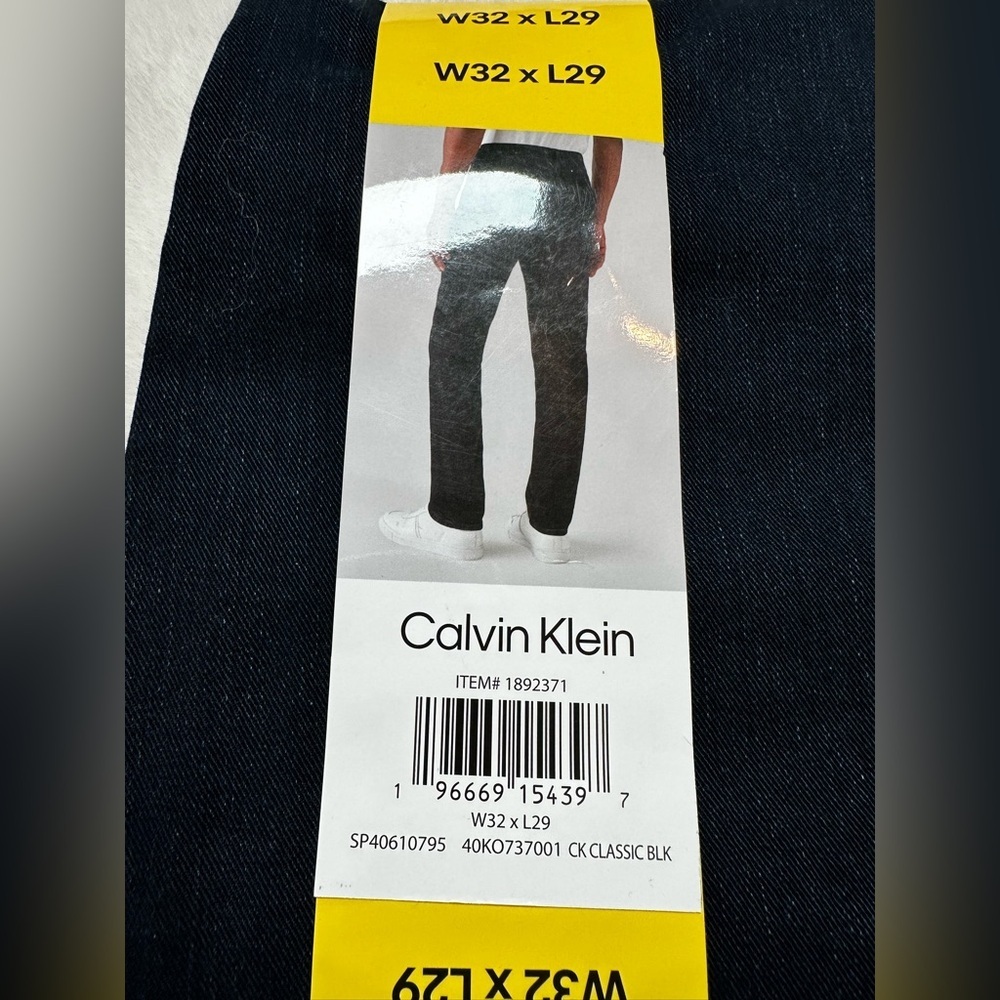 Calvin Klein Men's Navy Straight Jeans - Picture 2 of 10